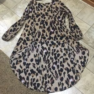 Leopard Print High/Low Tunic Size Small